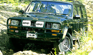 JEEP CHEROKEE XJ PARE-CHOCS 4X4 WINCH BARS Arv