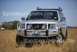 NISSAN NAVARA > 2003 PARE-CHOCS ARB 4X4 WINCH BAR Parechoc De Luxe