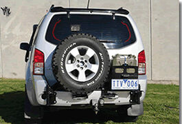 NISSAN PATHFINDER R51 PORTE-ROUE GAUCHE SUR CHASSIS KAYMAR