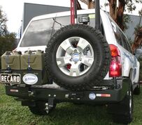 NISSAN PATROL Y61 PORTE-JERRYCAN DOUBLE GAUCHE  KAYMAR