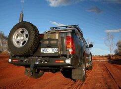 TOYOTA HILUX / VIGO PORTE-JERRYCAN SIMPLE DROIT KAYMAR