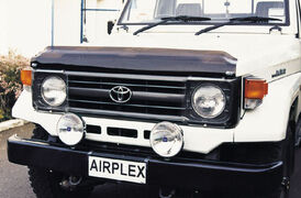 PROTECTION DE PHARE PLEXY 4X4 TOYOTA  76 HZJ 76/78/79 (Avant 2007) image 2