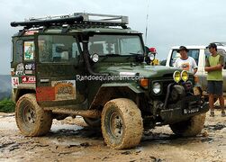 TOYOTA BJ 71 BJ 73 BJ 74 75 78 79 équipements renforcés raids 4x4