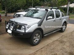NISSAN NAVARA D40 équipements renforcés raids 4x4 - Accessoires et suspensions