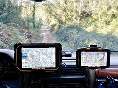 gps-4x4-navigattor-fox-7-camel-8-ecran-tablette-adventure