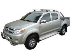 toyota-hilux-barre-de-toit-rhinorack-sur-toit