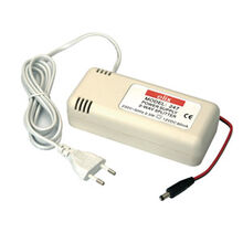 x ALIMENTATION 12/230 V POUR ANTENNES ELECTRONIQUES