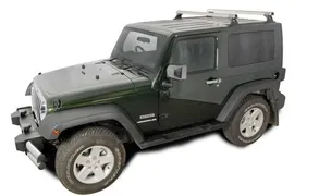 jeep-wrangler-barre-de-toit-transversale-rhinorack-sur-rails-longitudinaux jeep-wrangler-barre-de-toit-transversale-rhinorack-sur-rails-longitudinaux