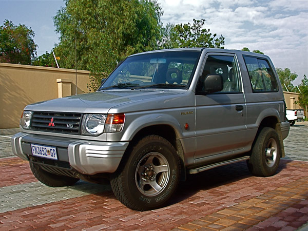 MITSUBISHI PAJERO 91 / 99 3P ARRIERE MEDIUM la paire