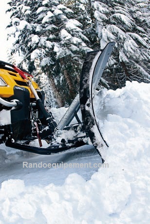 CHASSE NEIGE LAMES DE DENEIGEMENT POUR QUAD LAMES MULTIFONCTION WARN